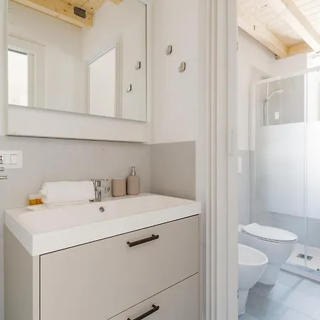 Guesthost - Mm2 Lambrate Bright 아파트 밀라노