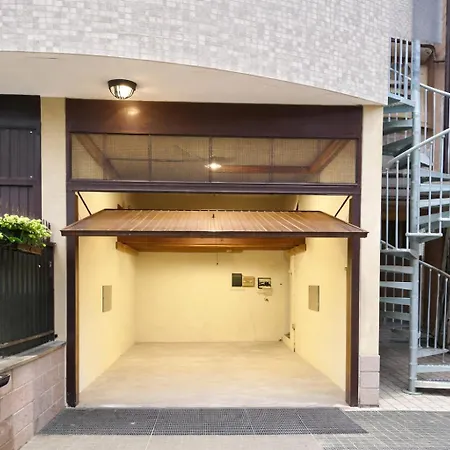 公寓 Bed & Garage Apartment In Villa 米兰