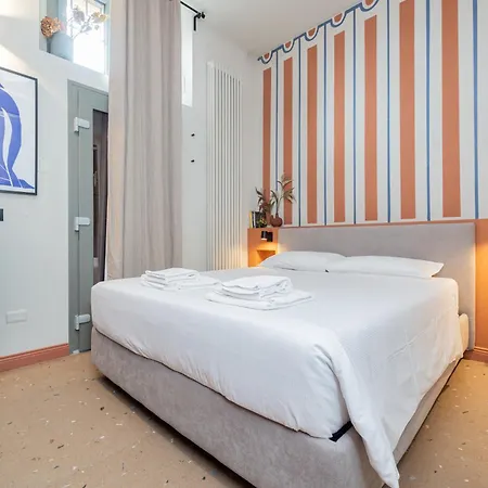 Design Canal Navigli View Апартаменты *