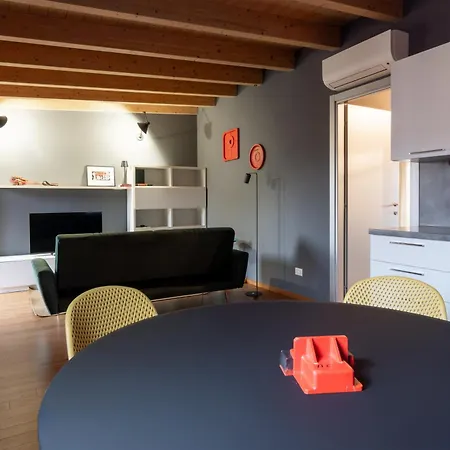 Lulli Mansarda- 7sundays Apartment *