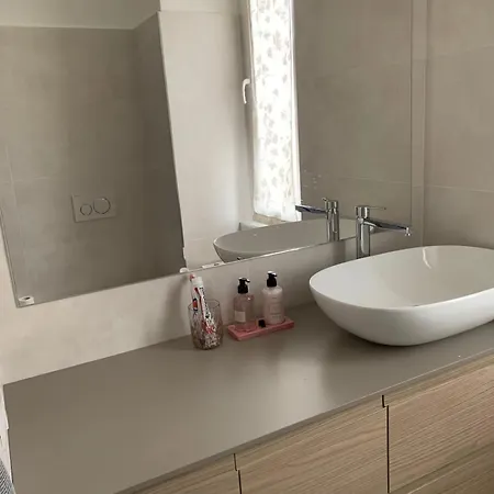 Two-room In The Navigli&tortona Area * 밀라노