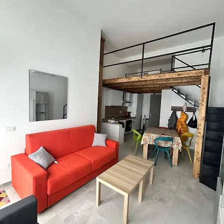 Apartment Station House *