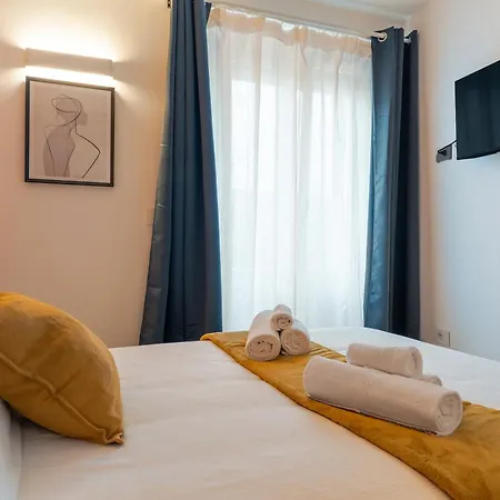 Charming Brera - Two Bathrooms Lägenhet Milano