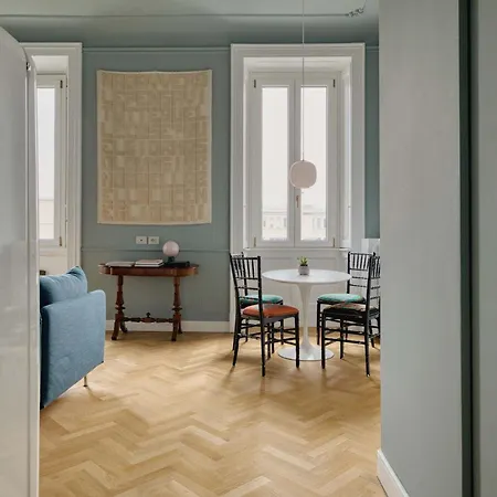 Bright 2br Near Arco Della Pace