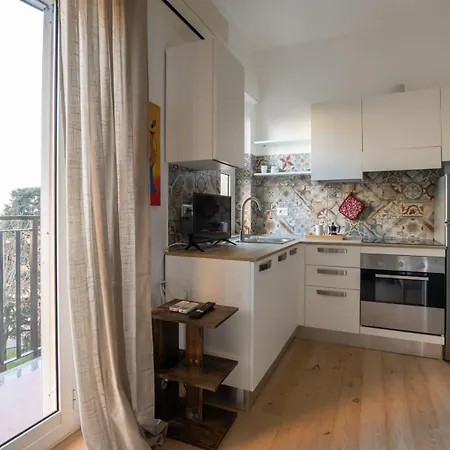 Ortles Urban Near Fondazione Prada Apartmán *