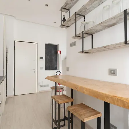 Abbiategrasso - Volvinio - Spazioso Monolocale Apartmán