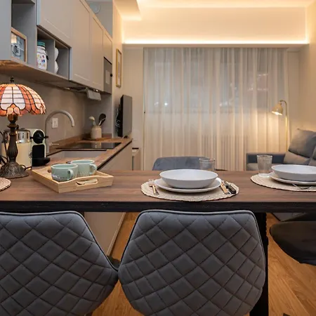 Costanza Home, Moderno Ed Elegante Nel Cuore Della Citta Di Milano, Nuova Metro Blu, Comodo Per Duomo, San Siro E Rho Fiera Lejlighed Milano
