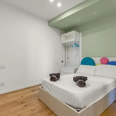 Апартаменты Historic Center - Renovated Designer - Wi-fi *