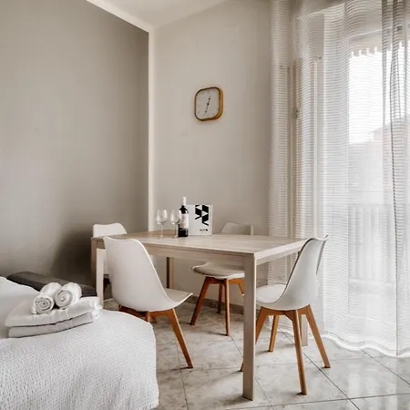 Quiet Modern - Linate Airport Milan