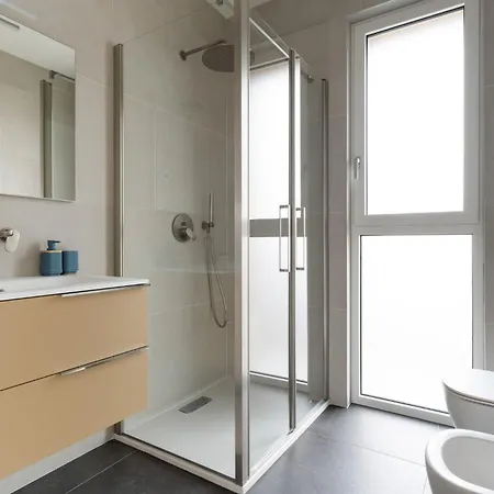 Guesthost - Lambrate Modern Flat With Terrace