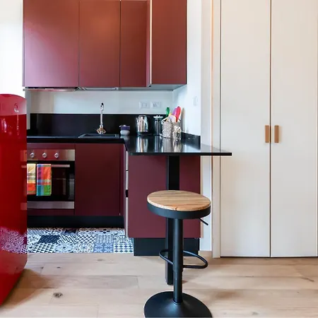 Apartment Modern Near Bocconi & Navigli Milan