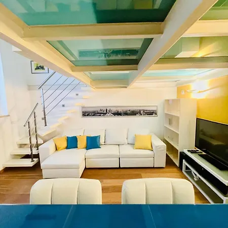Isablue Loft 아파트 *