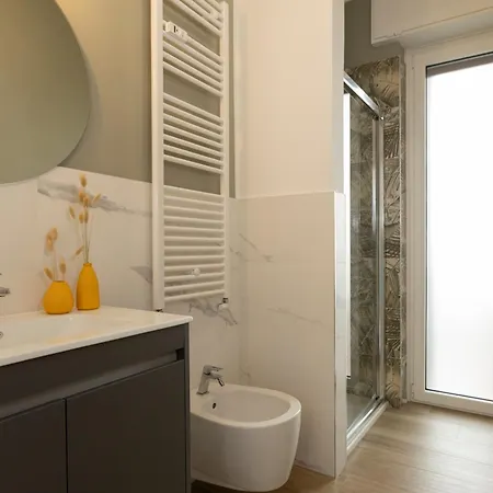 Art - Bocconi Near Train Station, Navigli *