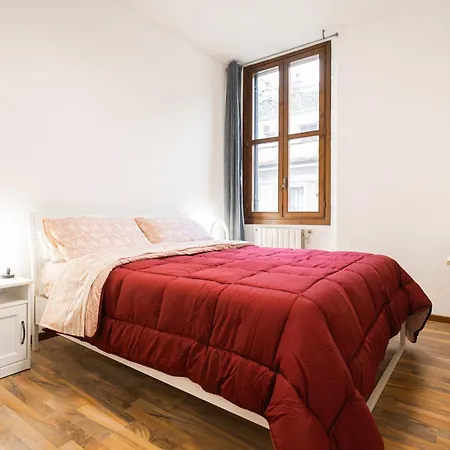 Near Station And Porta Venezia מילאנו