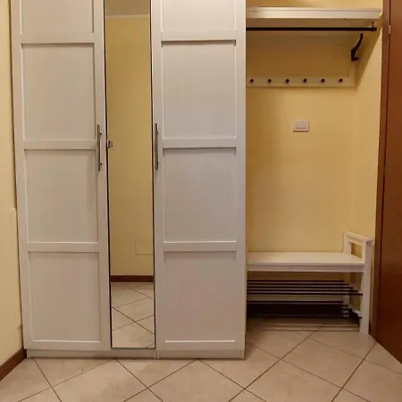 Santa Giulia Apartament Mediolan