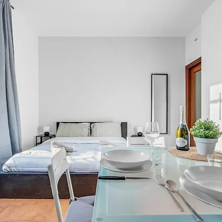 Apartmán Alz54 Navigli Bright View Of The Navigli Milán