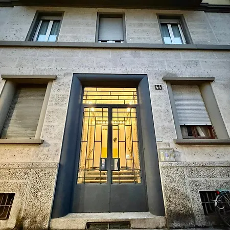Leone 44 Fd Metro Tolstoi Lejlighed Milano