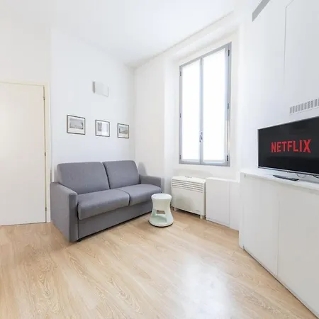 Eleganza In Porta Venezia - 4 Posti Letto Con Ac Daire