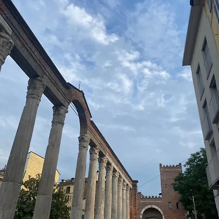 Milan's Secret Courtyard - Historic Center *