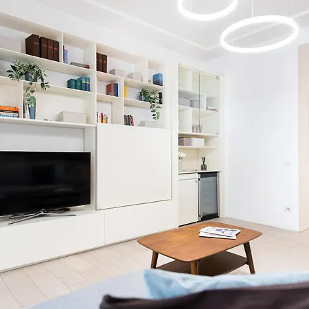 Easylife - - Poerio 31 - Porta Venezia *