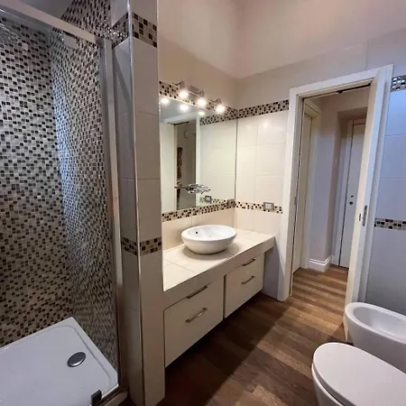 Chandelier - Center * Milán