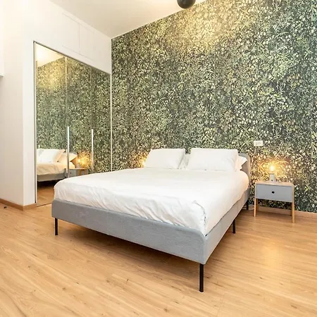 The Artist's Nest - On The Navigli