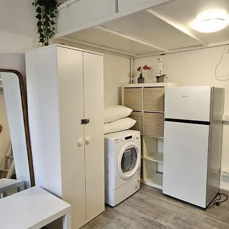 アパート Design Loft A 10 Min Dal Duomo - Metro Brenta ミラノ