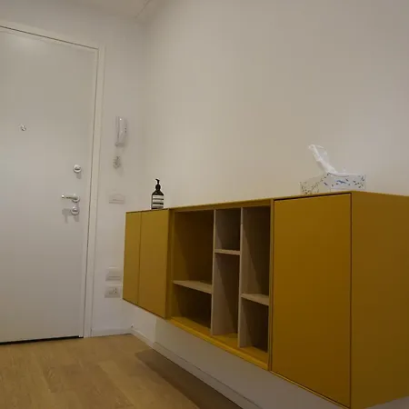 Tolstoj - 2 Bedrooms - Tortona District - At Your Place Apartmán *