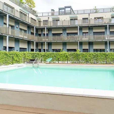 With Terrace And Pool, 5 Min From The Martesana ميلان