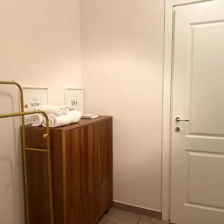 Acasadiimma Loft Elegante A 2 Min Da Metropolitana Porta Romana Con Wifi, Corte Interna アパート