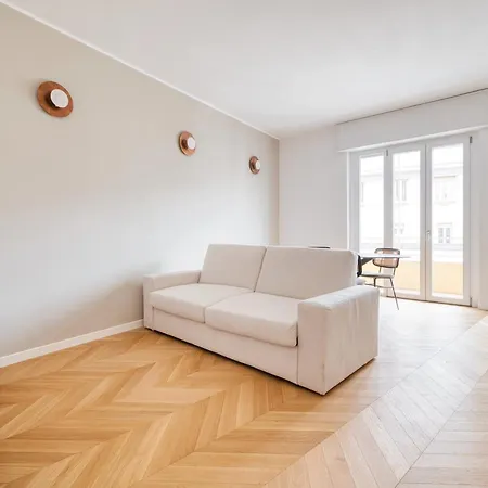 Joivy Two Stylish With Balconies In Loreto, ミラノ