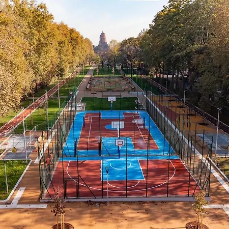 The Pinball House Only 5 Min From Downtown Apartmán