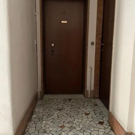 Brand-new Next To San-siro Apartamento Milán