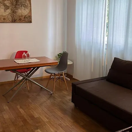 Appartement San Siro & Duomo 12 Minutes Milaan