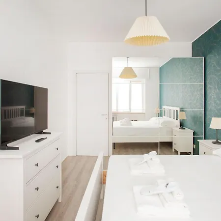 Lägenhet Corvetto Modern - Steps From M3 Corvetto