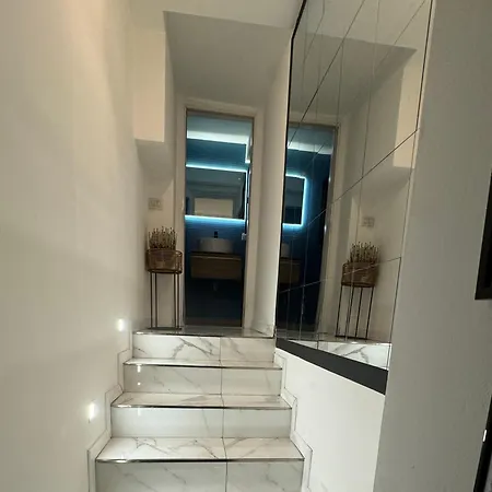 Elegant With Terrace Milan
