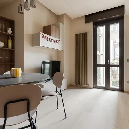 Guesthost - Bullona * Милан