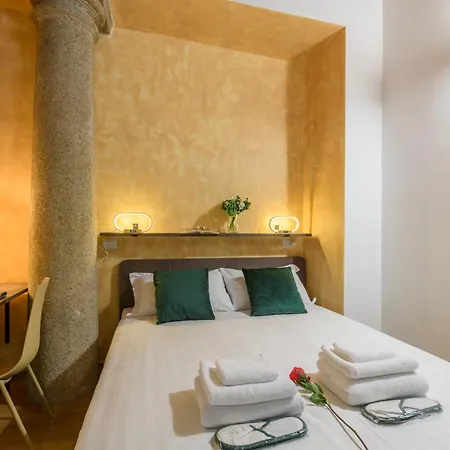 公寓 Cesariano, 11 - In Vibrant Via Cesariano