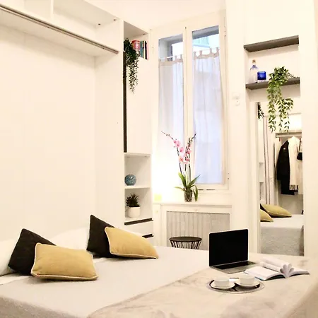 Cozy Among The Liveliest Street Of Isola Daire *