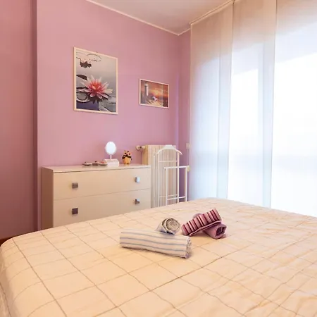 Апартаменты Smart - Near Navigli & Iulm