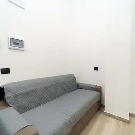 Cozy With Wifi And Ac & Parking