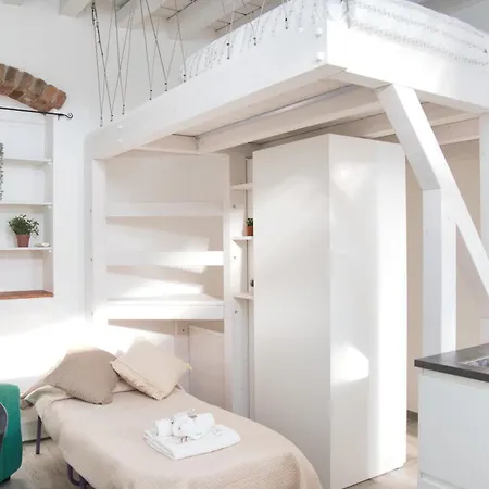 Cozy Navigli Loft