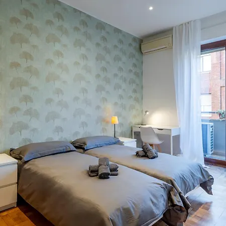 Italianflat - Colonne View - Balcony Retreat - Near Duomo * מילאנו