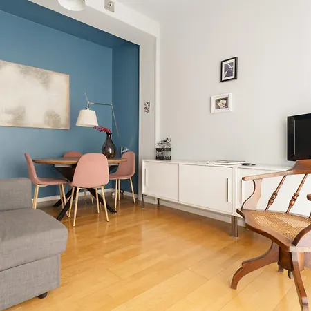 Guesthost - Cozy In Dergano Апартаменты *
