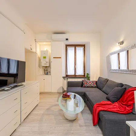 Dergano Bilocale Luminoso Vicino Metro M3 밀라노