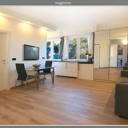 Apartament Etienne's Comasina Mediolan