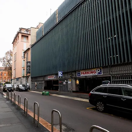 Cozy Near To Duomo Daire Milano