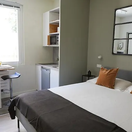 Terrace In The Heart Of Appartement *