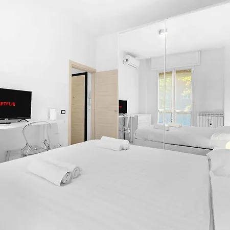 - Parking And Free Wifi Milán