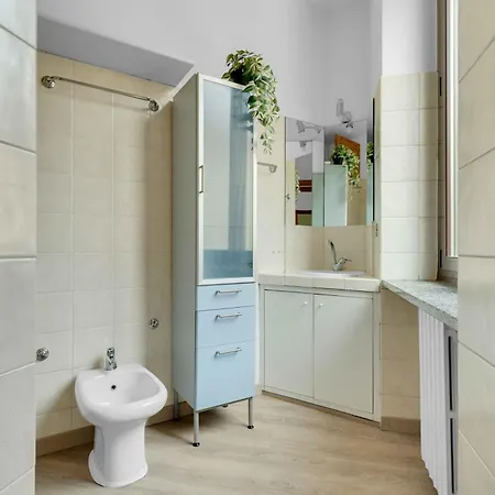 Apartamento New! Stylish 3-person Flat By Metro M3 & Sunny Balcony Milão